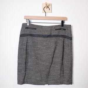 Express Skirt Women 10 Black Gray Faux Leather Accents Pocket Trim